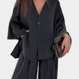 Eli | Oversize komplektas su V formos topu
